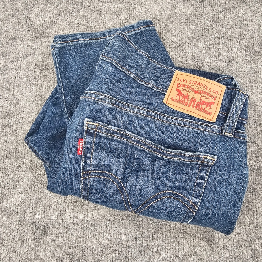 Levi's Boyfriend Jeans Womens Size 30 Medium Wash Stretch Denim Relaxed Straight
